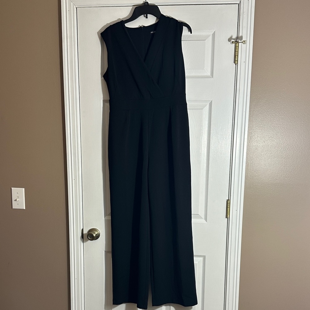 Nina Leonard Sleeveless Black Wide-Leg Jumpsuit - Picture 1 of 9